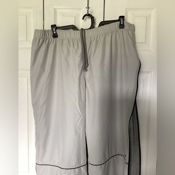 Old Navy - Big & Tall Men’s - Lt Gray Reversible Joggers - XXL - Picture 2 of 7